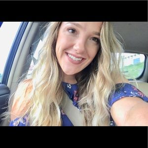 Meet your Posher, Brooke